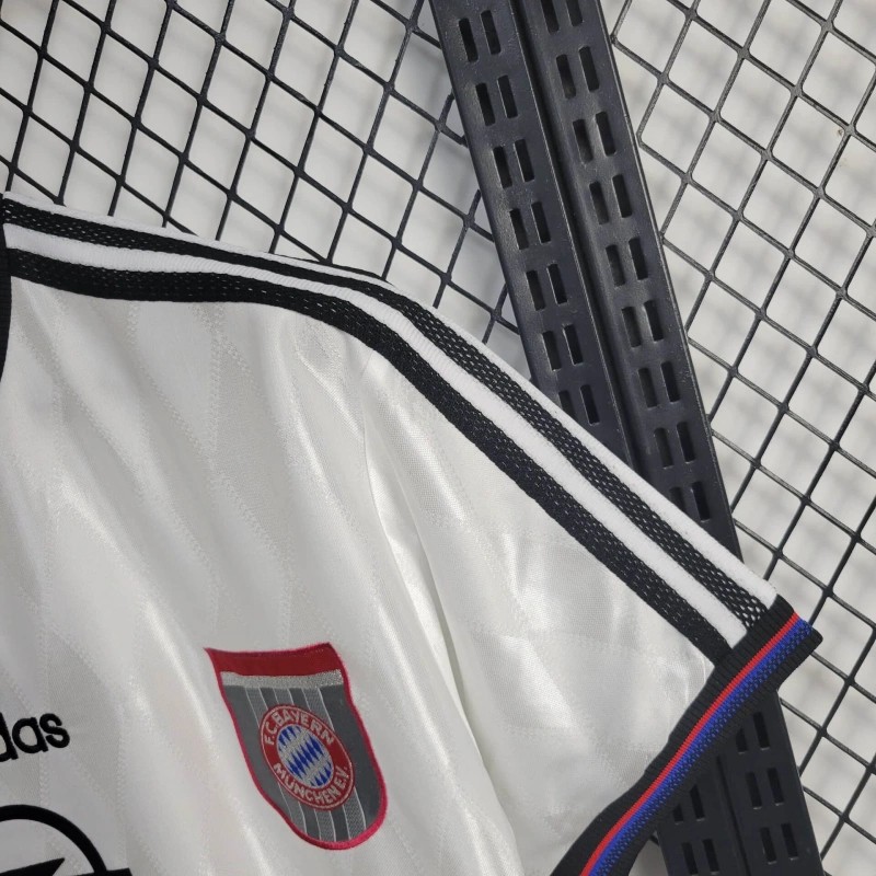 Retro 1996/98 Bayern Munich Away Jersey