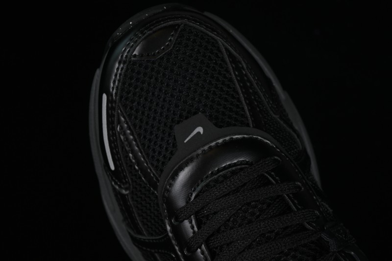 Nike V2K Runtekk 3XL Retro Low-Top Running Shoes with Shock Absorption and Anti-Slip Design - FD0736-001