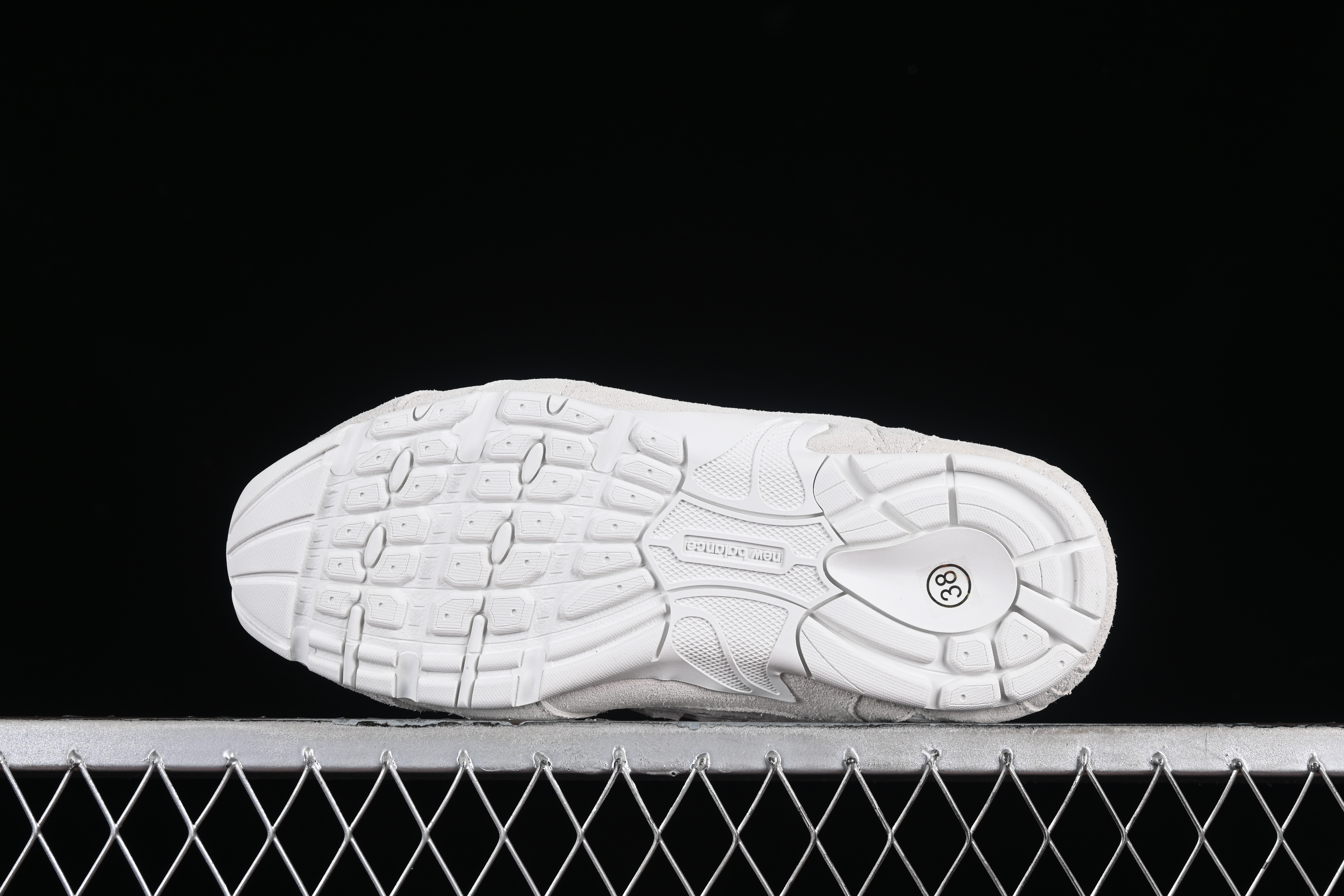 MiuMiu x New Balance 530 Low-Top Retro Casual Running Sneakers in White - 530