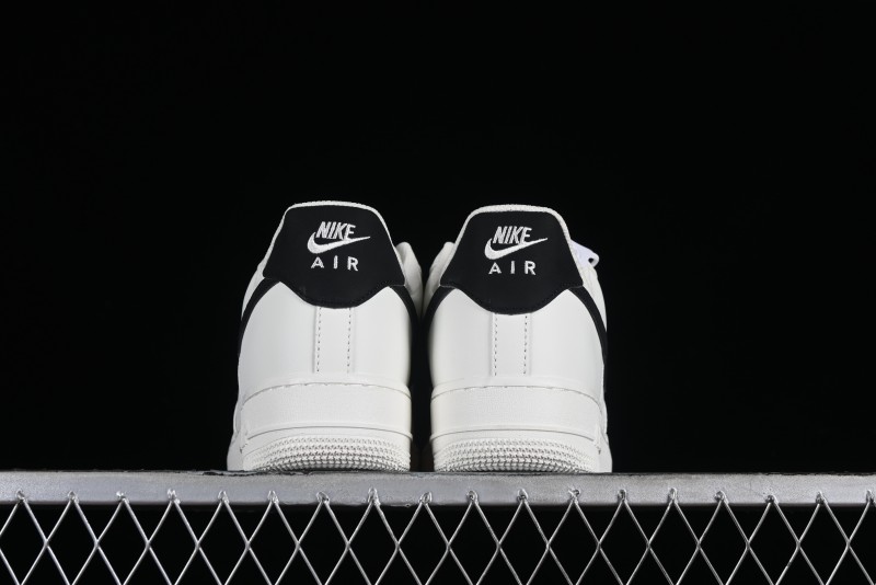 Nike Air Force 1 '07 Low Military Black Casual Sneakers - CQ5059-221