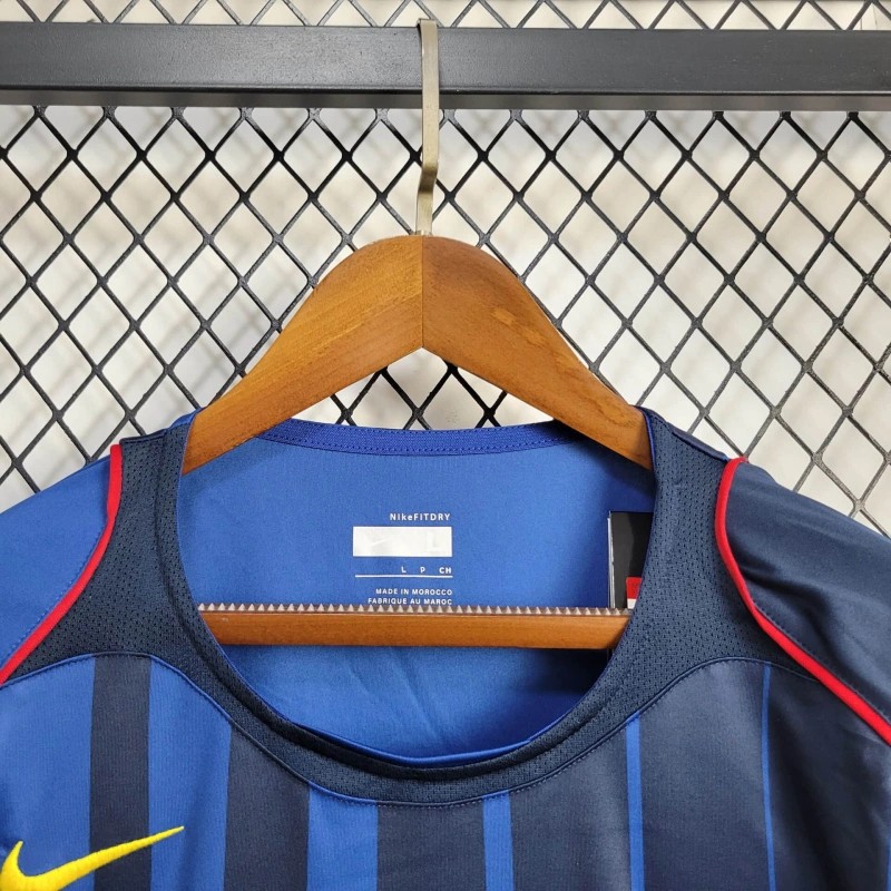 04/05 Retro Barcelona Away Jersey