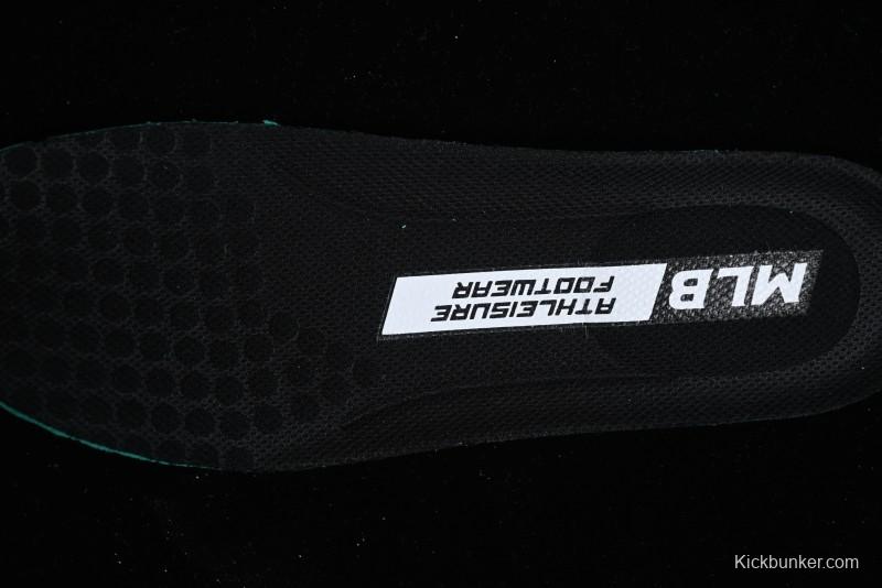 New York Yankees MLB ACE Runner Lightweight Casual Sneakers - 3ARNACE4N50BKS