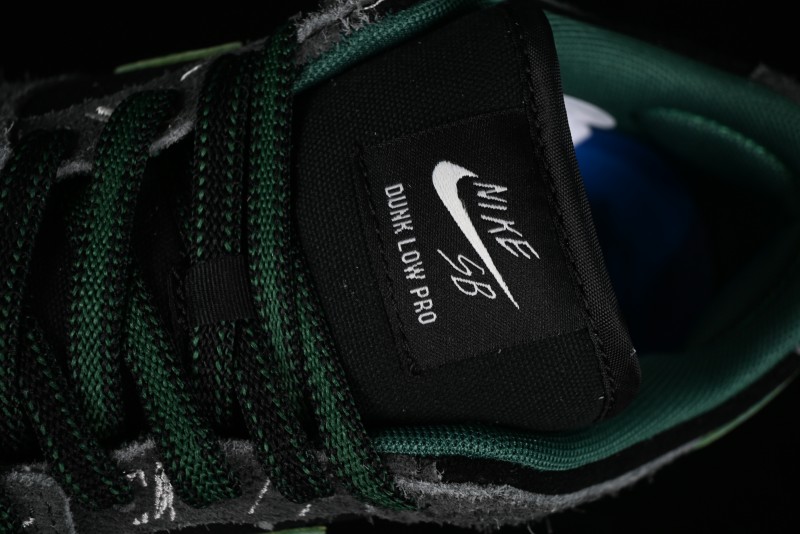 Nike There Skateboards x Nike SB Dunk Low Graffiti Art Style Collaboration SB Low Top Casual Skate Shoes - HF7743-001