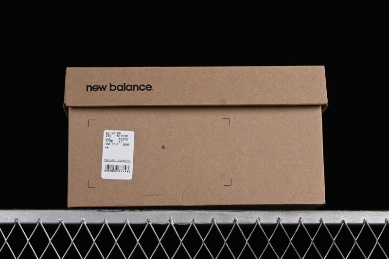 Miu Miu x New Balance 530 Low-Top Retro Running Sneakers with Deconstructed Design - 38165