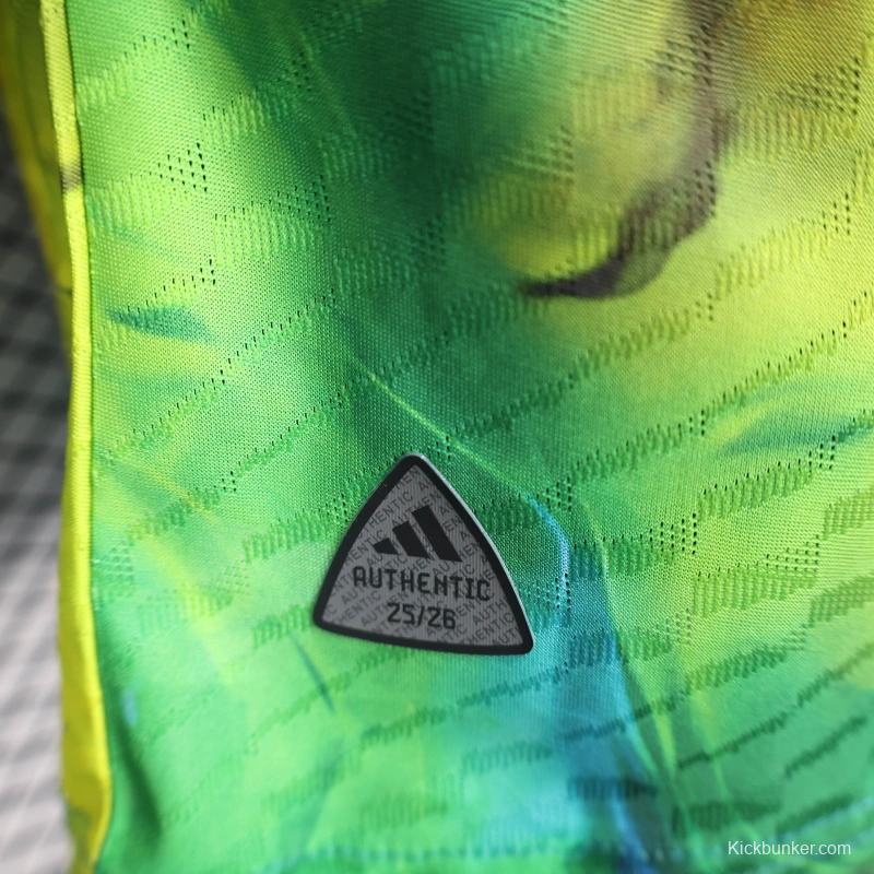 25/26 Player Version Real Madrid Limited Edition Goalkeeper Jersey - Emirates Neon Yellow Marble Design