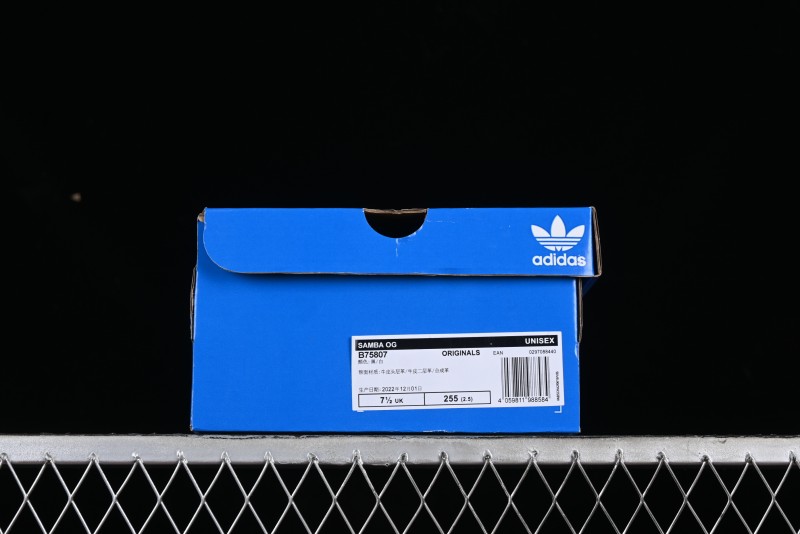 Adidas Samba OG Casual Sneakers with Classic Design - B75807