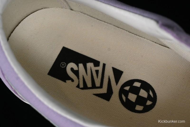 Vans Old Skool Reissue 136 Classic Low-Top Skate Shoes with Detachable Cushioned Insole and Crescent Toe Design - VN000MT6E3N