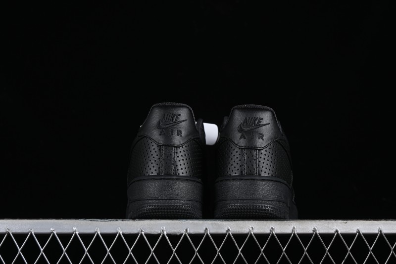 Nike Air Force 1 '07 Low Casual Sneakers with Full-Length Air Cushion - HF8189-001