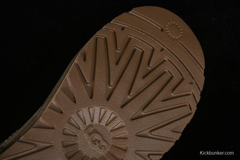 UGG Classic Ultra Mini Short Boots with Genuine Australian Sheepskin and TREADLITE Outsole - 1116109