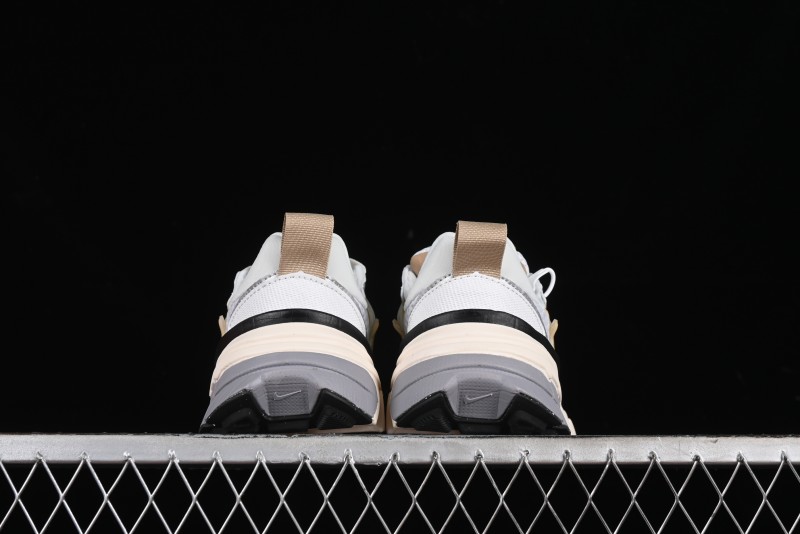 Nike V2K Runtekk 3XL Retro Low-Top Running Shoes with Shock Absorption and Anti-Slip Design - HJ7245-100