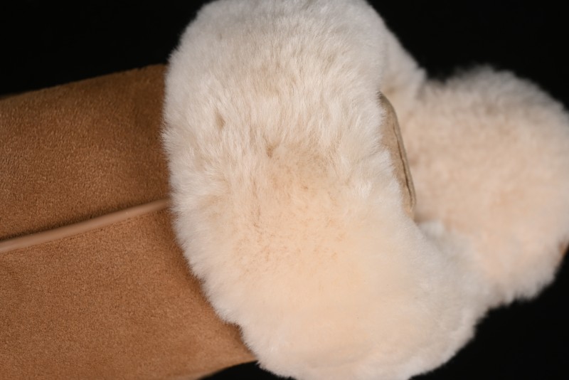 UGG Dakota 3CM Classic Platform Snow Slippers with TREADLITE Technology - 1122550
