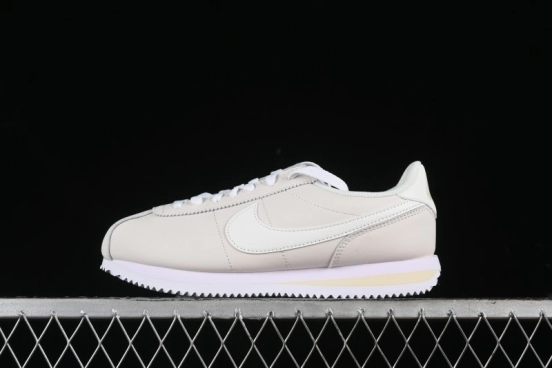 Nike Classic Cortez Leather Retro Running Shoes - DN1791-002