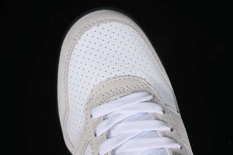 Onitsuka Tiger Ultimate 81 EX 40th Anniversary Breathable Comfort Casual Shoes - 1183B510-100