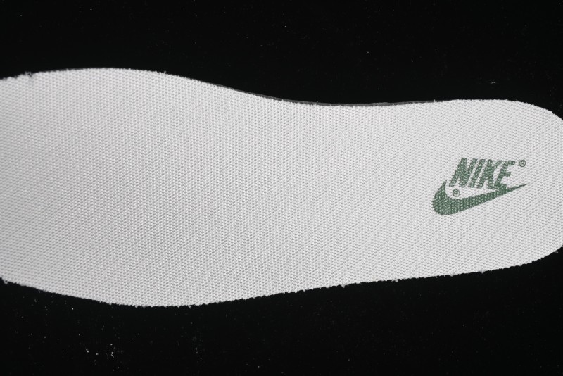 Nike SB Dunk Low Supreme x Stussy Triple Collaboration - Off White Green Swoosh Anniversary Custom Low-Top Casual Sneakers - SJ2068-303