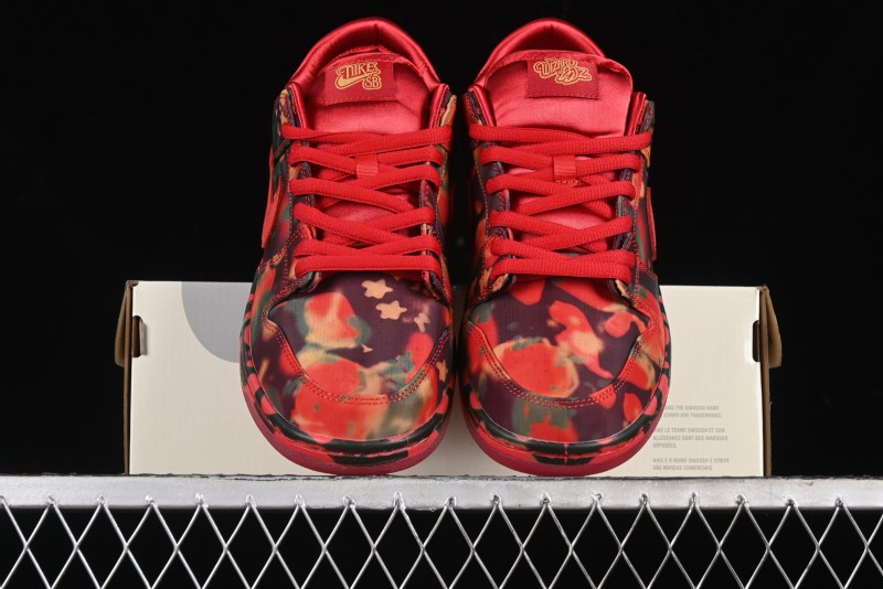 Nike SB Dunk Low The Wizard Of Oz Limited Edition Tear-Away Casual Sneakers - FZ1291-600
