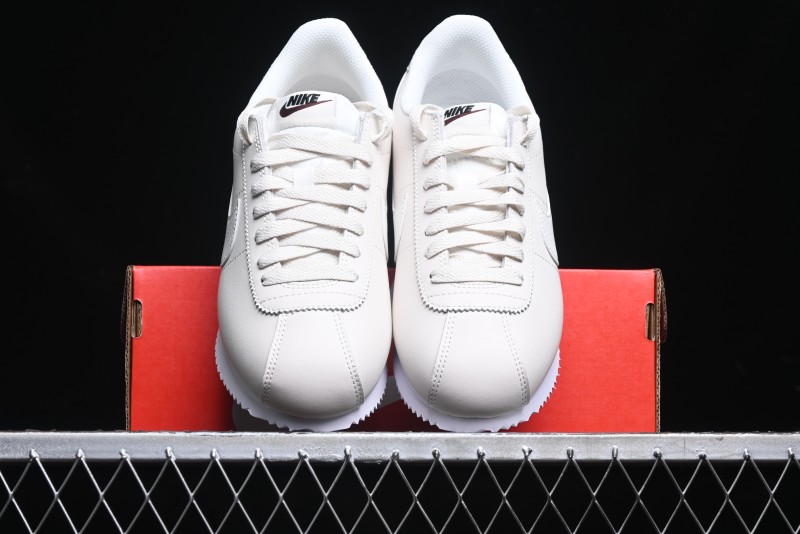 Nike Classic Cortez Leather Retro Running Shoes - DN1791-003