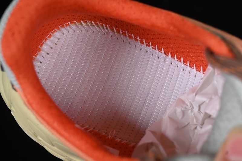 New Balance Fresh Foam X More V3TDS Durable Slip-Resistant Low-Top Running Shoes - WTMORCO3
