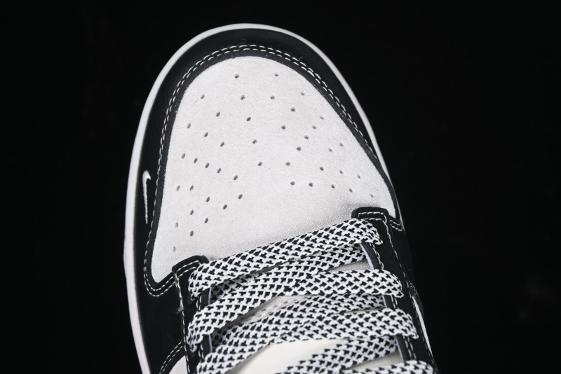 Nike SB Dunk Low The North Face Graffiti Black Swoosh Anniversary Custom Low-Top Casual Skate Shoes - DM6868-028