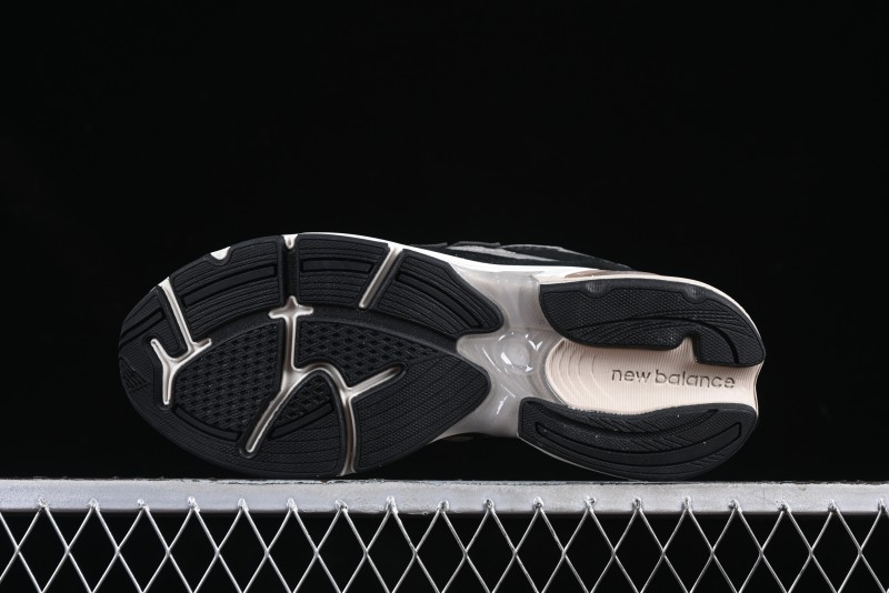 New Balance 2010 Series Retro Casual Running Shoes - U2010NB4