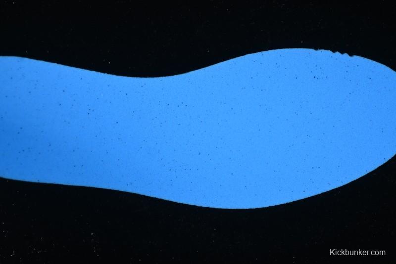 Nike Air Jordan 12 Retro Basketball Shoes in Black and Yellow - 130690-070