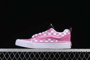 Vans Knu Skool Low-Top Retro Chunky Sneakers with Original Big Logo - VN000CRPBAK