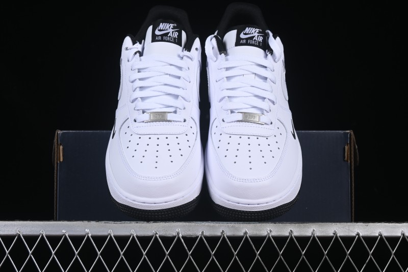 Nike Air Force 1 '07 Low Casual Sneakers with Full-Length Air Cushion - HM9483-101