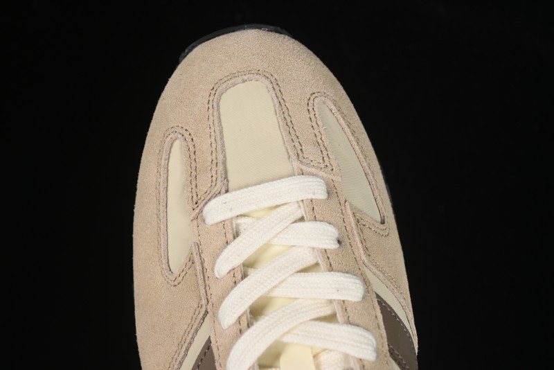 New Balance 471 Series Fabric and Leather Casual Lifestyle Shoes - U471AI