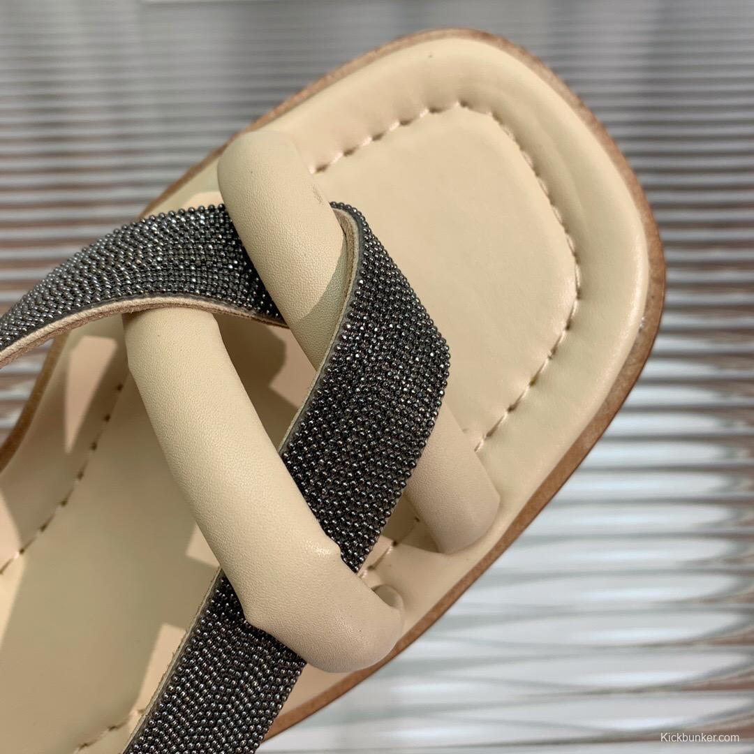 2025/Women Brunello Cucinelli Beige Leather Flat Sandals Handcrafted Chain Detail KFY00300 (F)