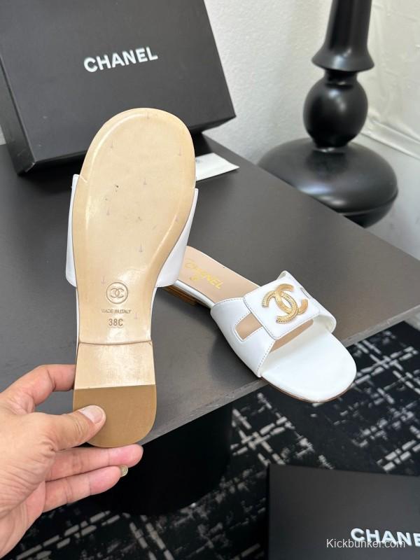 2025 Women Chanel White Leather Slippers