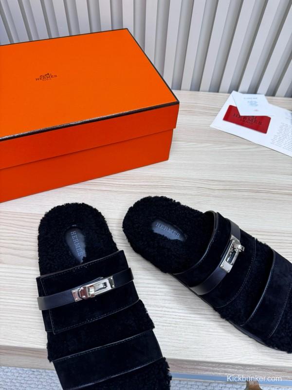 2024 Slippers Hermès Black Sheepskin Slippers MJ00300