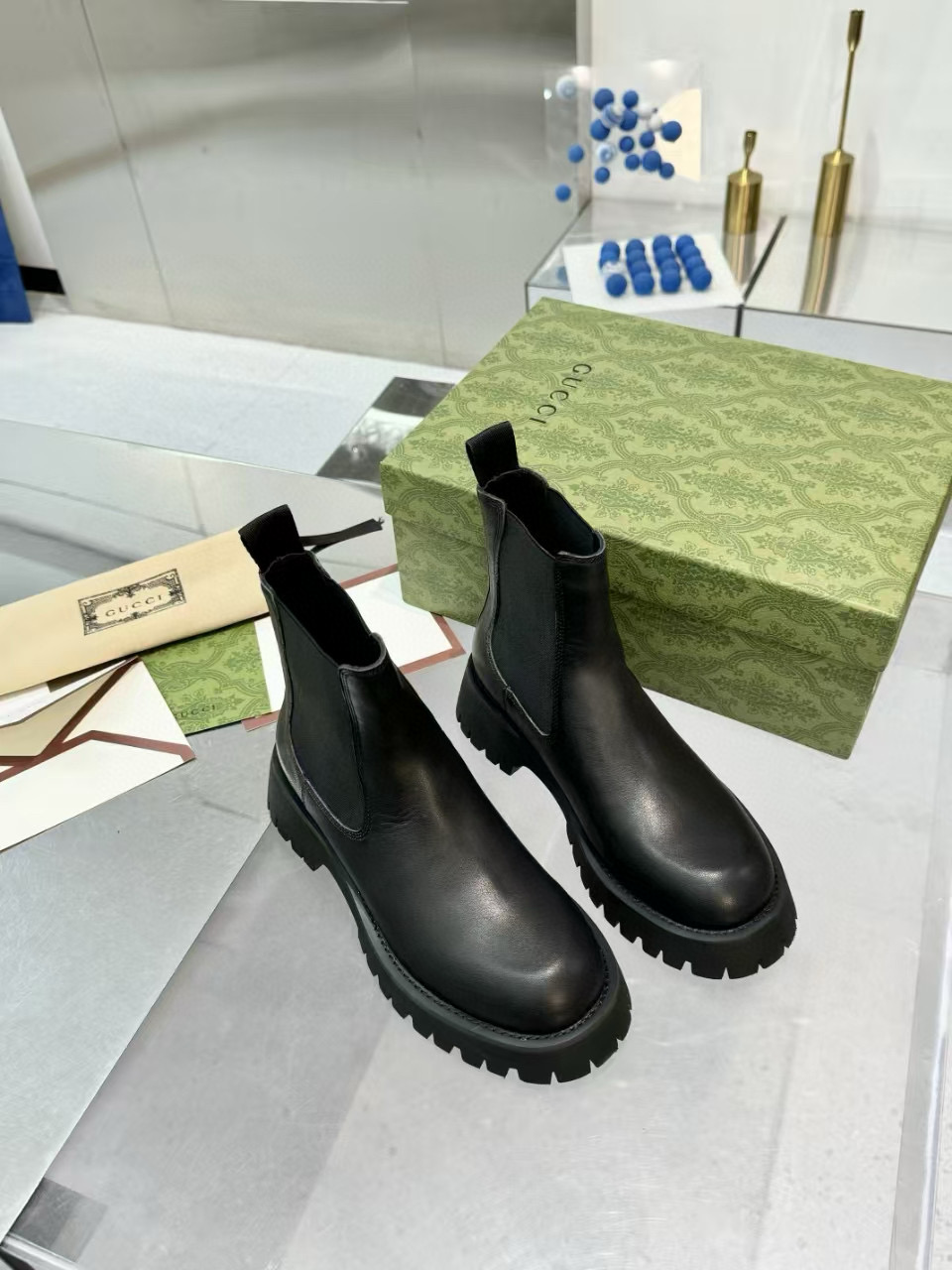2024 Unisex Gucci Black Leather Martin Boots MJ00340