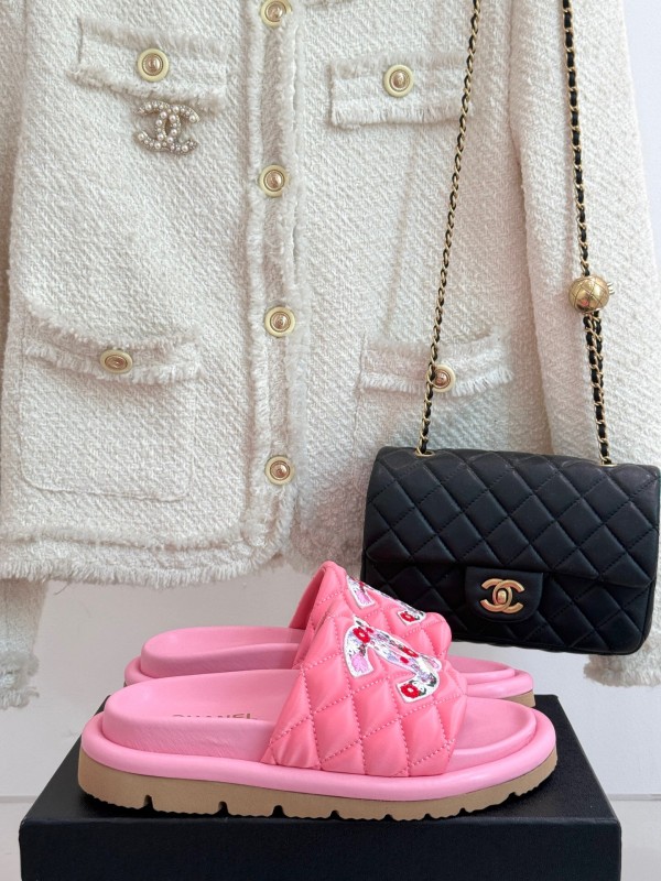 2025 CHANEL Pink Quilted Leather Slippers KFY00260