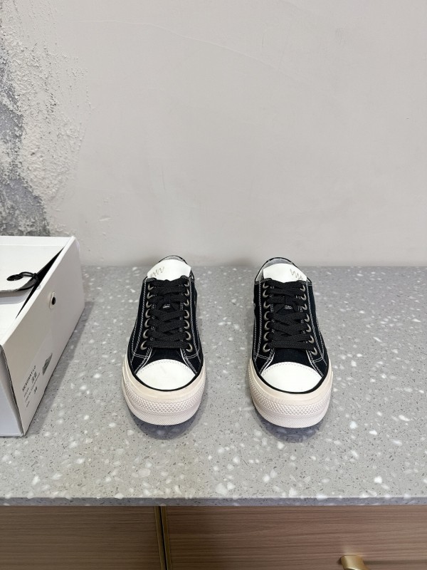 2025 Unisex VISVIM Black Canvas Sneakers KFY00260