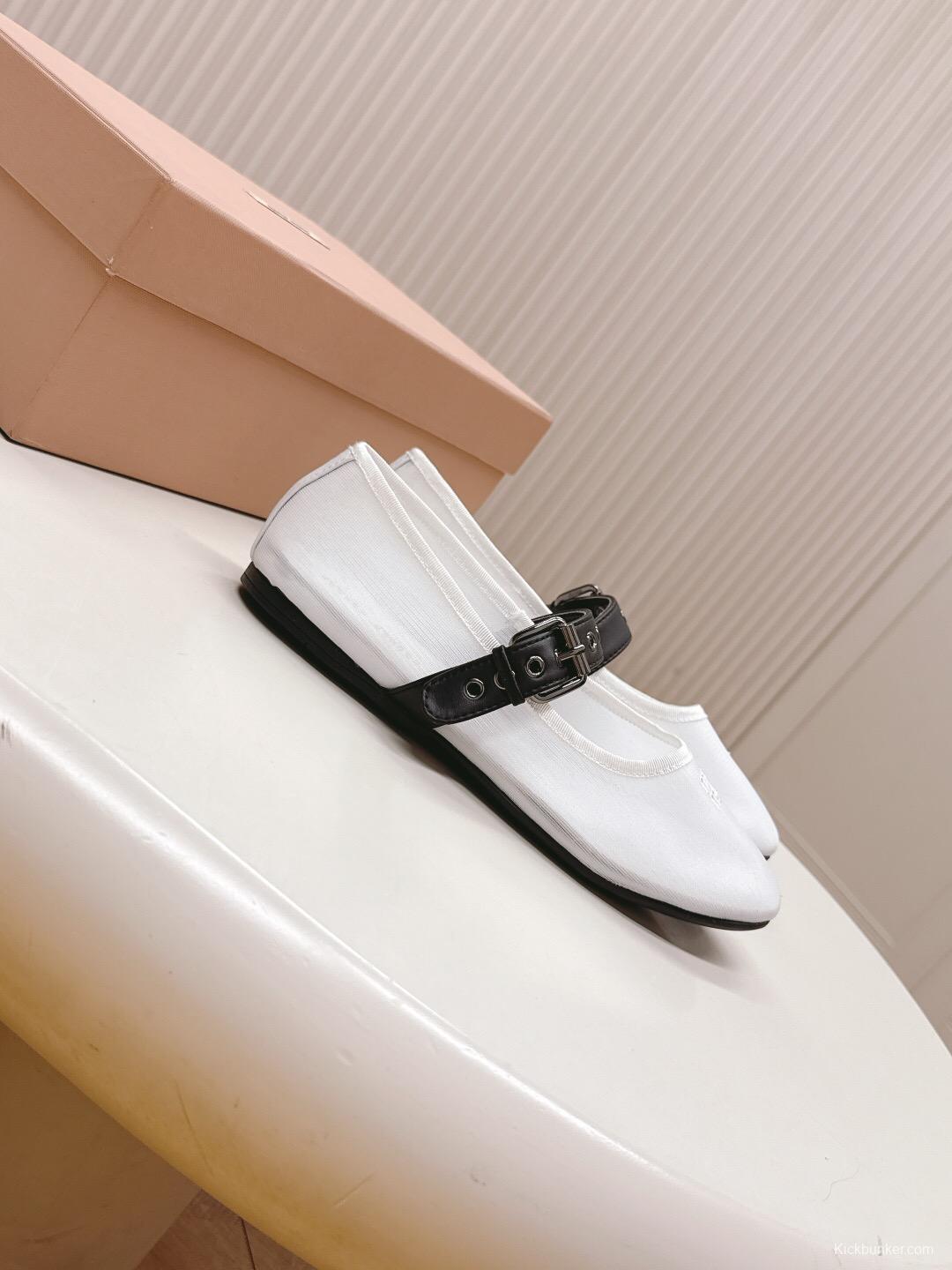 2025 Women Miu Miu White Black Mesh Leather Ballet Flats