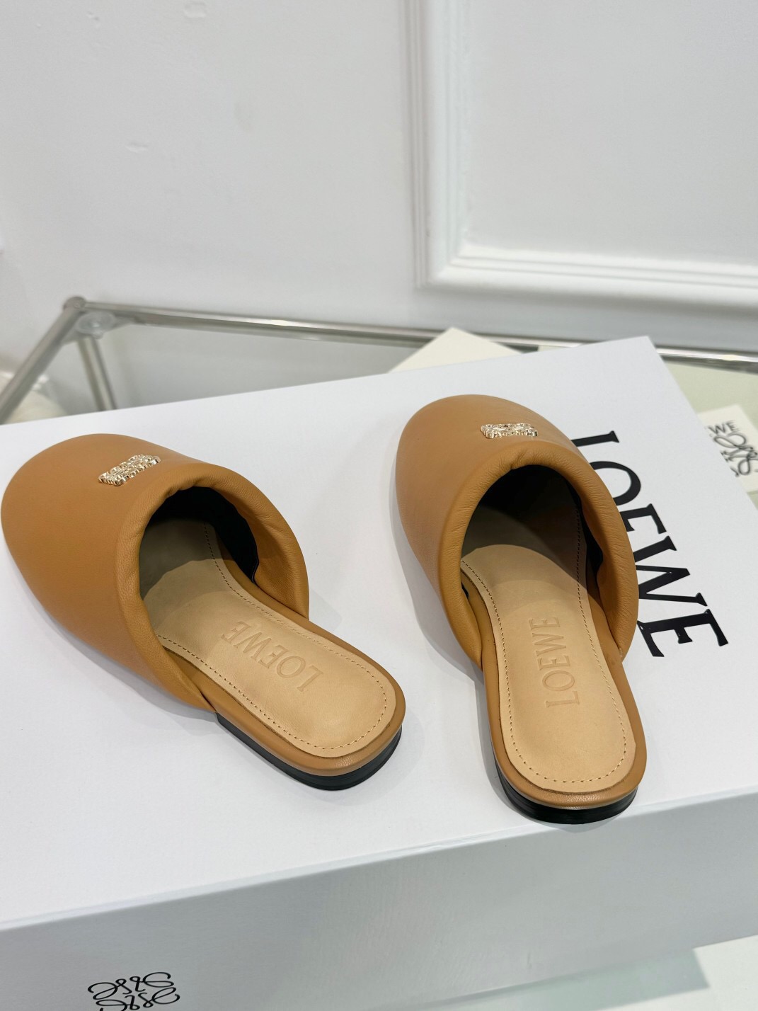 2025 Women Loewe Brown Leather Slippers LY00270