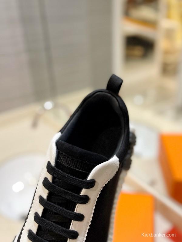 2024 Unisex Hermès black white fabric sneakers