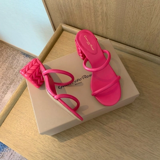 2025 Women Gianvito Rossi Pink Leather Sandals KFY00260