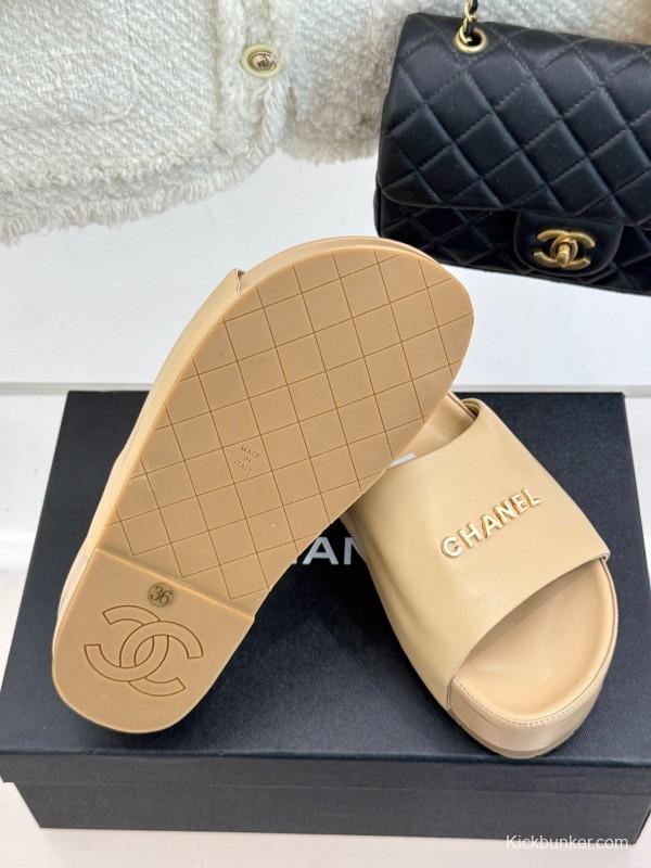 2025 Women Chanel Beige Leather Slippers
