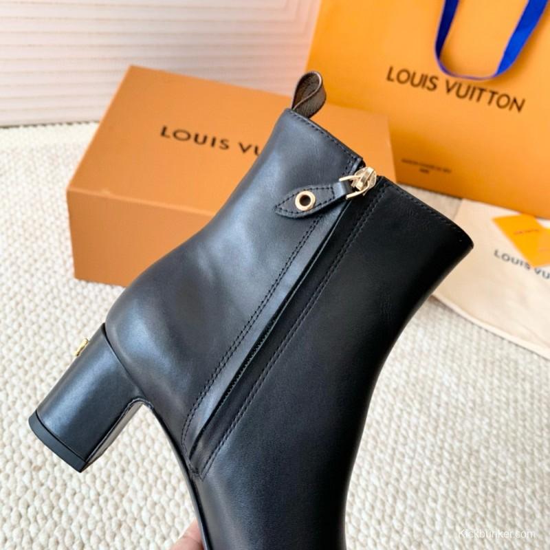 2024 Women Louis Vuitton Black Leather Boots MJ00410