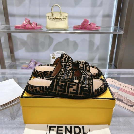 2025 Fendi Black Beige Jacquard Fabric Leather Slippers