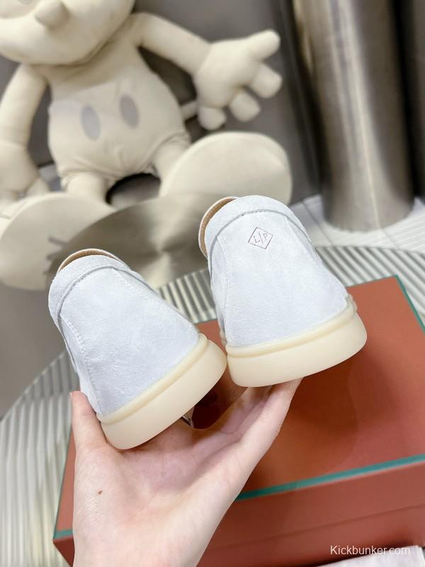2024 Unisex Le Parmentier White Calf Suede Loafers MJ00270