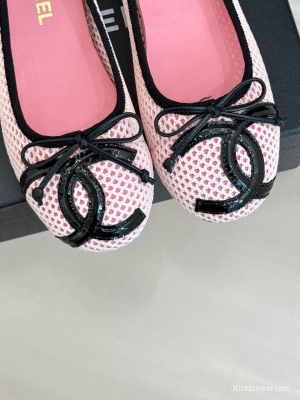 2025 Women Chanel Pink Black Mesh Ballet Flats KFY00260