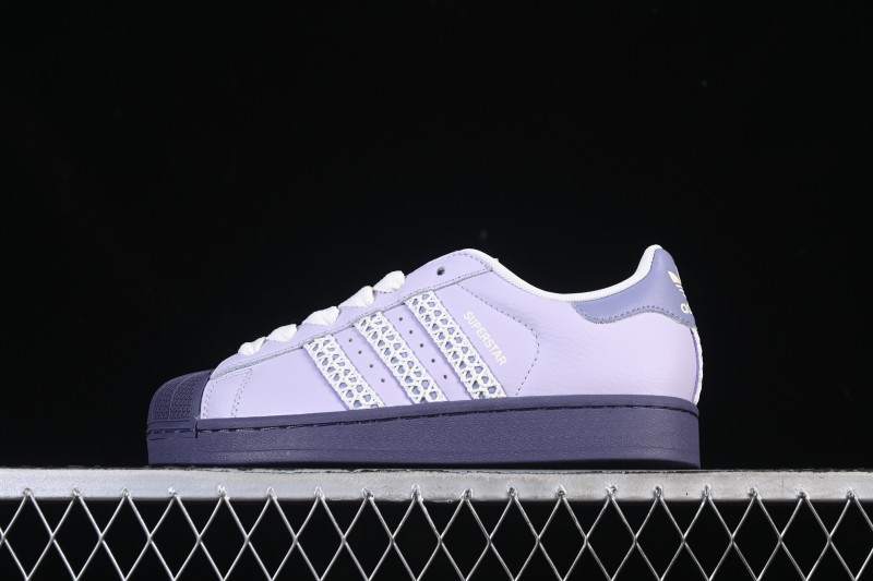 Adidas Originals Superstar II Casual Sneakers with Shell Toe Design - KJ4210