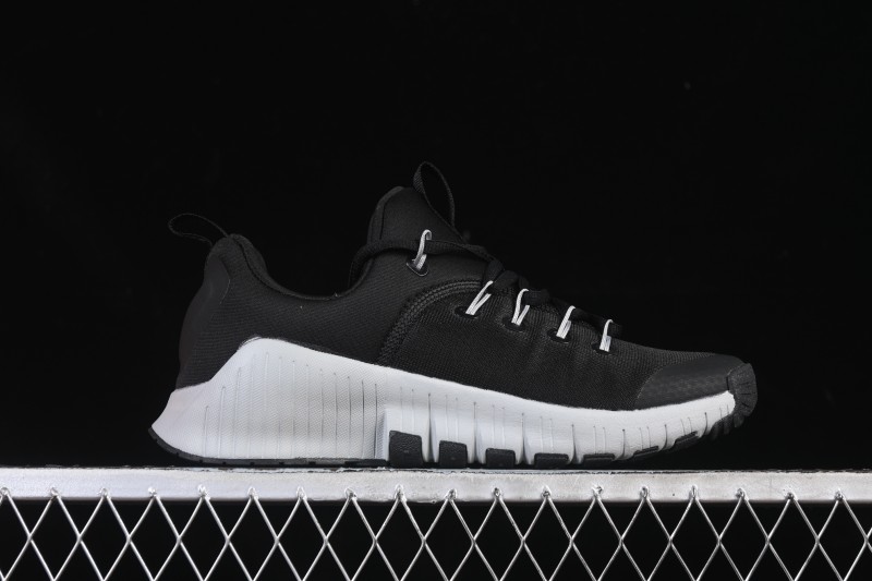 Nike Free Metcon 6 Cross-Training Shoes with Breathable Mesh and Cushioned Sole - FJ7127-010