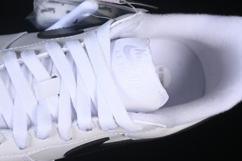 Nike Air Force 1 '07 Low Supreme Collaboration Casual Sneakers with Full-Length Air Cushion - CU9225-102