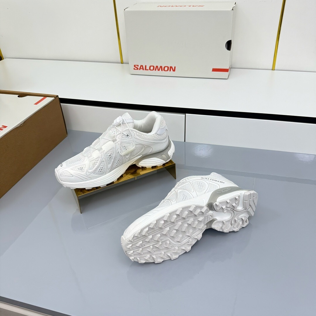 Salomon XT Whisper Casual Shoes with Thick Sole and Future Design - LY00310