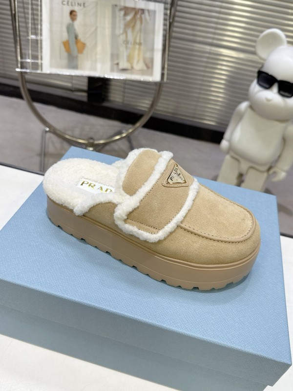 Prada Spring-Summer 2025 Runway Fur Slippers - KFY00280