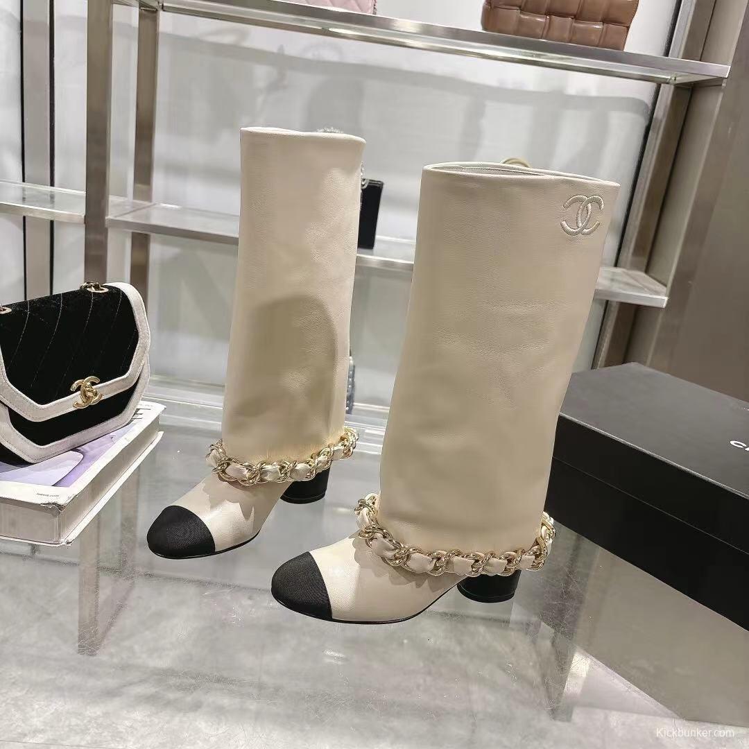 Chanel 2025/SS Runway Turn-Cuff Large Chain Chunky Heel Boots - LY00510