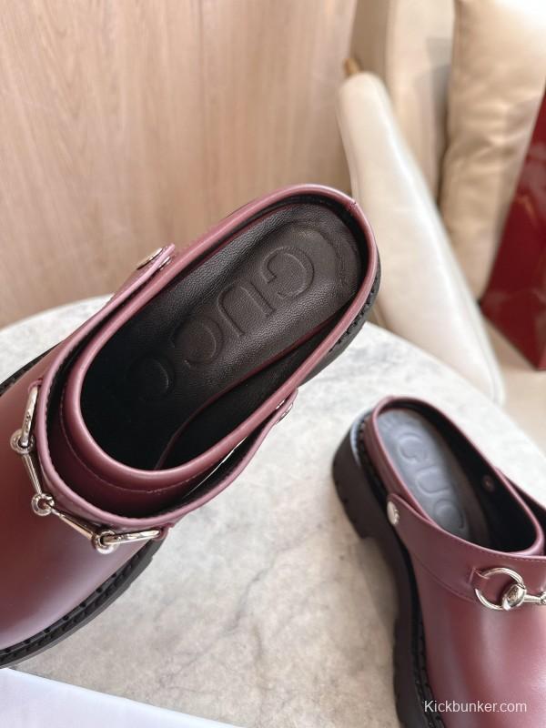 Gucci Women's Mule Shoes with Horsebit Detail - LY00300