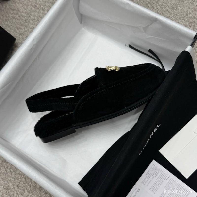 Chanel 2025 SS Teddy Fur Loafers with Double C Logo - KFY00300